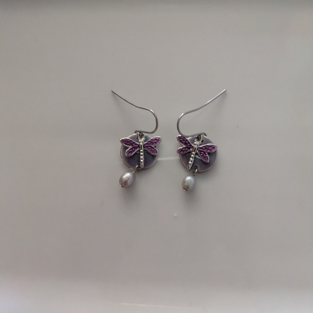 Dragonfly Earrings With Mother Of Pearl Stone.